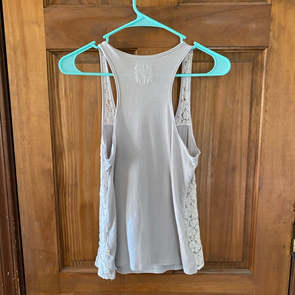 Lace tank top - Picture 2 of 2